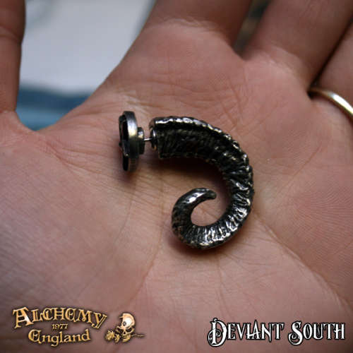 Alchemy Gothic E356 Magic Ram's Horn Faux Stretcher (single)