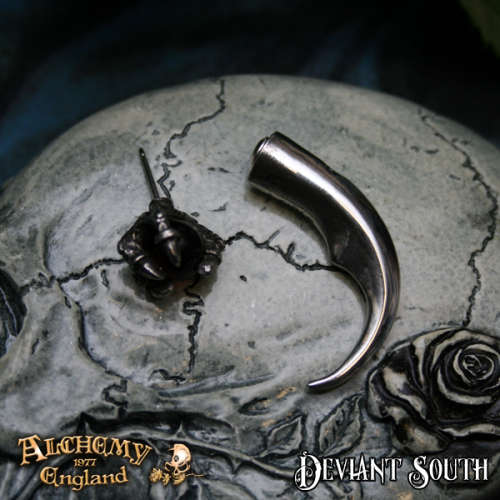 Last Chance! Alchemy Gothic E325 Dragon`s Orb Claw Faux Stretcher (single)