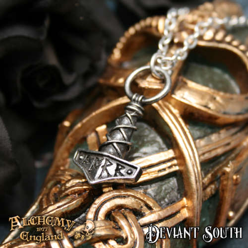 Alchemy Gothic P696 Thor's Hammer Amulet