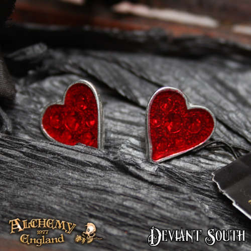 Last Chance! Alchemy Gothic Heart`s E332 Blood Stud Earrings (pair)