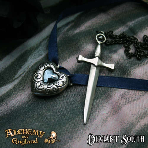 Last Chance! Alchemy Gothic P725 Love Is King (Blue Version)