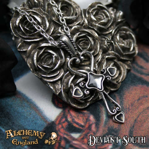 Alchemy Gothic P770 Amourankh pendant necklace