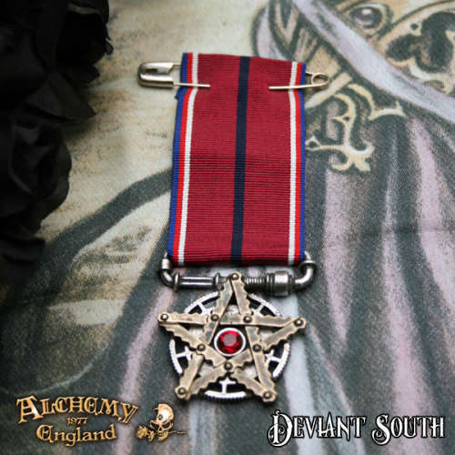Last Chance! Alchemy Gothic AMA7 - O.I.S. The Occult-Industrial Star medal