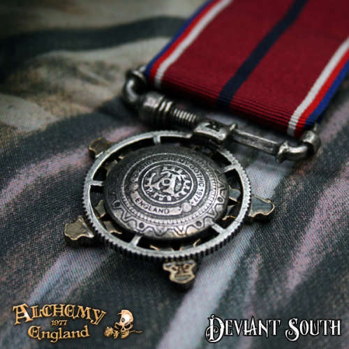 Last Chance! Alchemy Gothic AMA7 - O.I.S. The Occult-Industrial Star medal