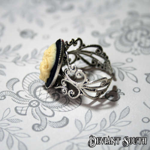 Sugar Skull Cameo Silver Ring - Small Cameo (18x13mm) - Ivory