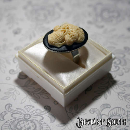 Sugar Skull Cameo Silver Ring - Medium Cameo (25x18mm)