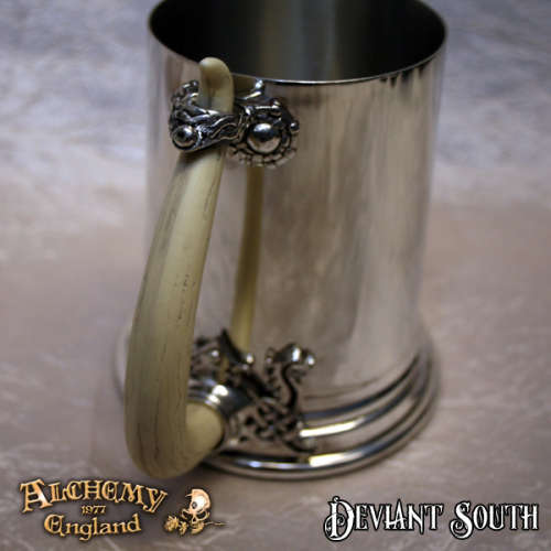 Alchemy Gothic AAT25 Viking Horn Tankard