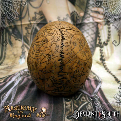 Alchemy Gothic V1 Omega Skull (resin ornament)