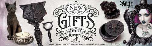 New Release! Alchemy Gothic SA19 Rose Heart Box - Black