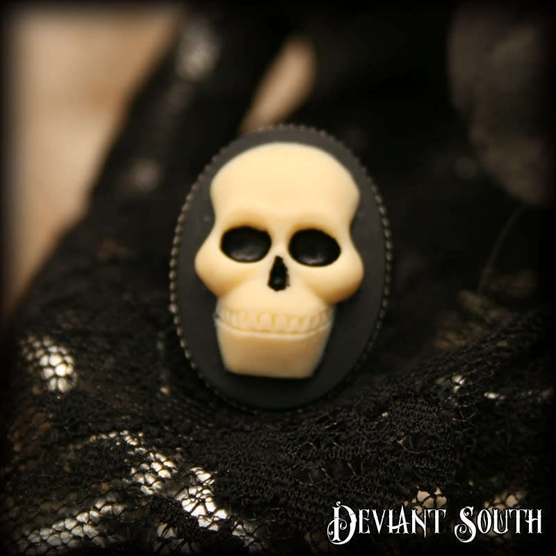 Deviant South Medium Skull Cameo Silver Adjustable Ring
