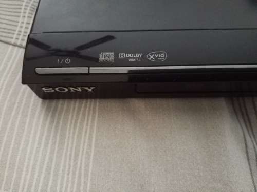 Sony CD/DVD Player DVP-NS648P