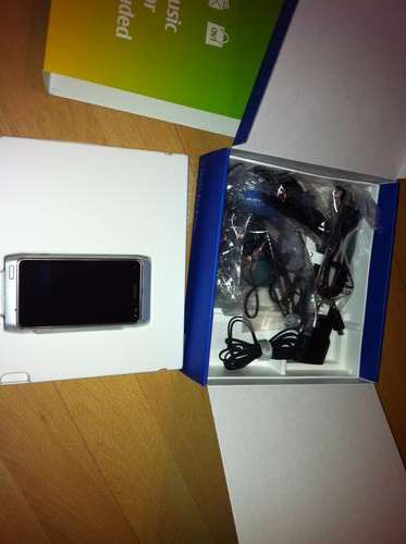 Nokia N8 Silver-Brand New-Crazy Sale