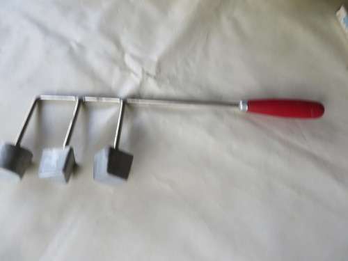 OLD DOUGH SNACKLE IRON - 150 MM WIDE - 380 MM LONG - AS PER SCAN