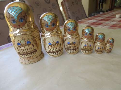 SIX BEAUTIFUL  WOODEN RUSSIAN DOLLS - APPR. 60 - 200 MM - AS PER SCAN
