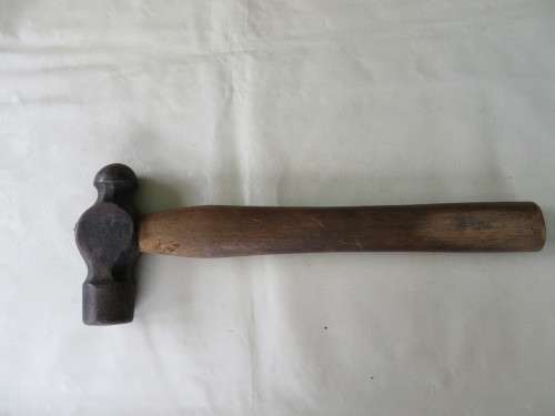 VERY LARGE PANEL BEATING HAMMER - 40 MM DIAM. - 165 MM WIDE - 390 MM LONG - AS PER SCAN