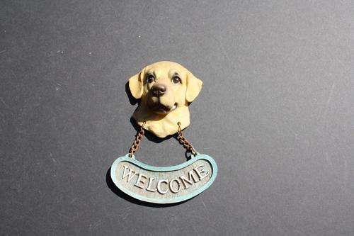 WELCOME SIGN - DOG HEAD -95 MM WIDE - 160 MM HIGH - PLEASE HAVE A LOOK