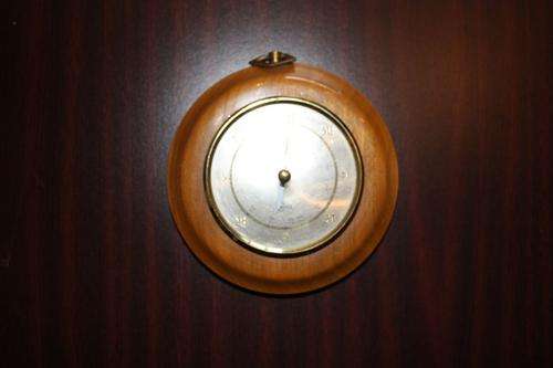 WOODEN BAROMETER - 130 MM DIAM. - BARIGO - GERMANY - FOR RESTORATION  OR DISPLAY ONLY - PLEASE HAVE