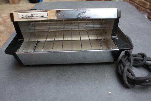 Vintage electric toaster top