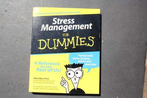 STRESS MANAGEMENT FOR DUMMIES - ALLEN ELKIN,PH.D. - PLEASE HAVE A LOOK