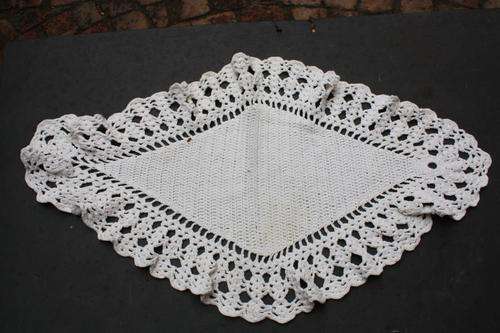 BEAUTIFUL DOILY - 650 X 380 MM - PLEASE HAVE A LOOK