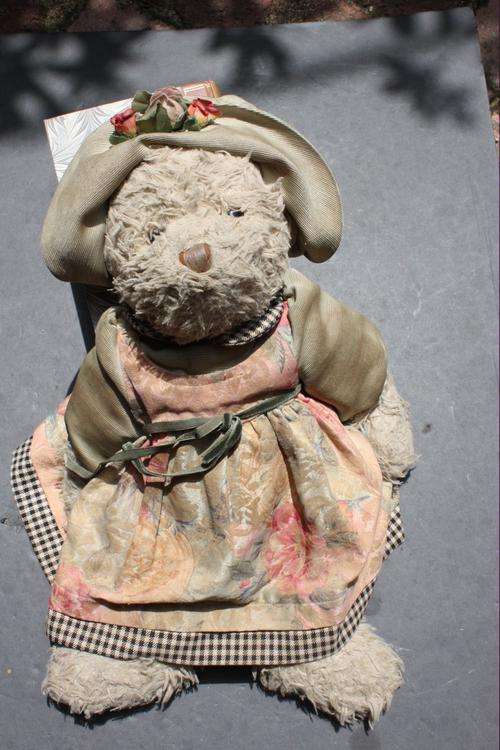 I AM CUTE BUT I NEED A GOOD BATH - MISS MAYBERRY - 400 MM - PLEASE HAVE A LOOK