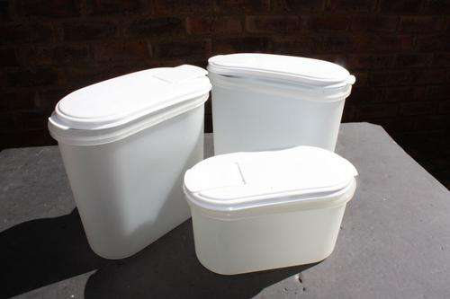 CRAZY TEN RAND START !!! - THREE PLASTIC CONTAINER - PEASE HAVE A LOOK