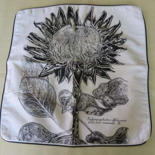 CRAZY TEN RAND START !!! - BEAUTIFUL PILLOW COVER - 380 X 380 MM - PLEASE HAVE A LOOK