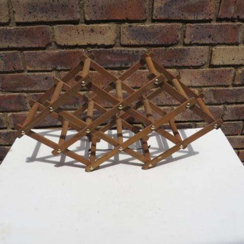 WOODEN FOLDABLE WINE RACK - 600 X 180 MM - 350 MM HIGH - FOR 8 BOTTLES