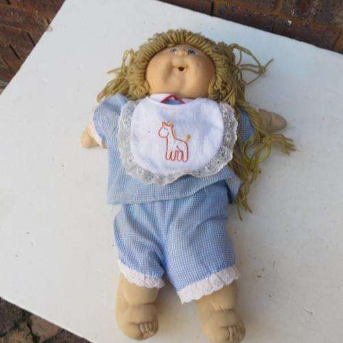 CABBAGE  PATCH DOLL - 400 MM - 1982 - BY COLECO