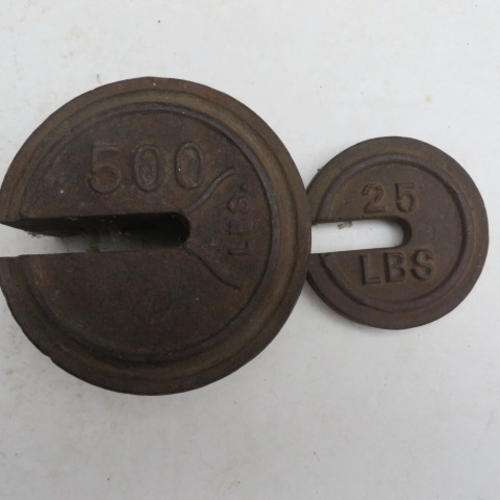 TWO OLD METAL WEIGHTS - 25 AND 500 LBS