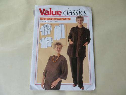 WOMAN'S VALUE CLASSICS - JACKET, TROUSERS & TUNIC - FACTORY FOLDED