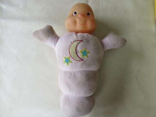 UNUSUAL MUSIC PLAYING DOLL - DOES CHANGE COLOUR OF HEAD AS WELL - 300 MM - SUM SUM FASHION & TOYS