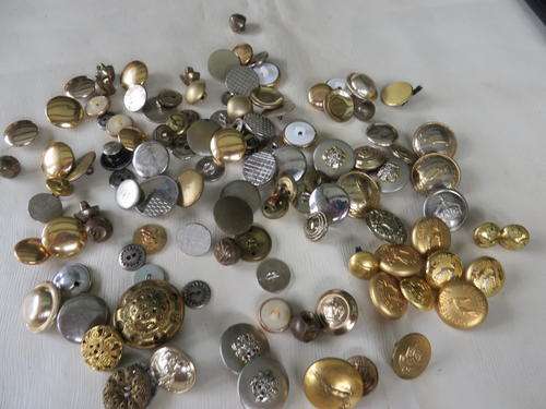 110 MIXED METAL BUTTONS - AS PER SCAN