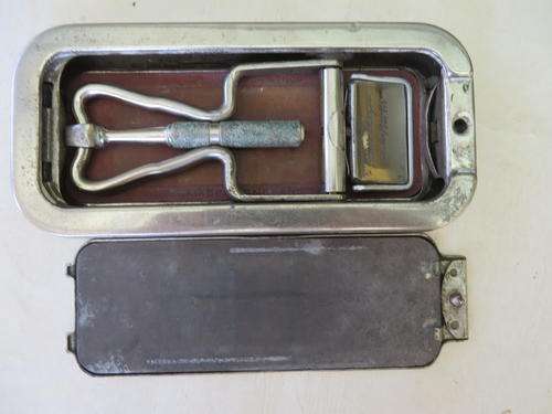 VINTAGE ROLLS RAZOR  - STATING 1927 -  AS PER SCAN