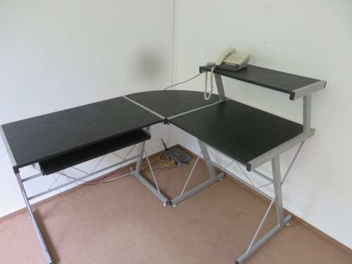 URGENT SALE! - CORNER COMPUTER WORKSTATION OR OFFICE DESK - 1.18 X 1.38 M - 70 CM HIGH - AS PER SCAN