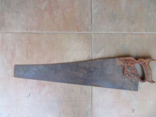 OLD AND RUSTY DISSTON SAW - BLADE 60 X 150 MM - 720 MM LONG - AS PER SCAN