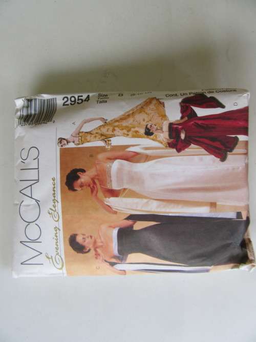 McCALL'S - PATTERN NO.2954  - SIZE  12 ONLY - FACTORY FOLDED - AS PER SCAN