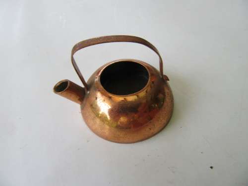 PRINTERS TRAY ORNAMENT - APPR. 40  MM - AS PER SCAN - WILL COMBINE POSTAGE