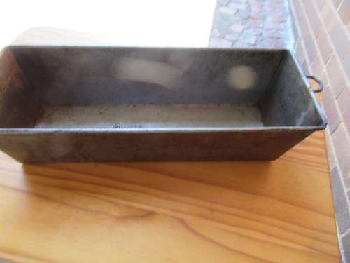 BREAD LOAF FORM - WELL USED - 375 X 140 X 100 MM - KROST OVENPRIDE -   AS PER SCAN - A BIT RUSTY