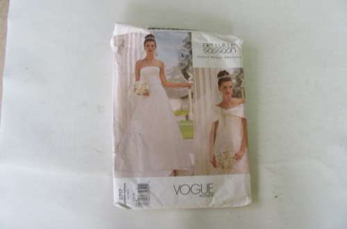 VOGUE NO. 2717  - SIZE 6,8 ONLY- FACTORY FOLDED - AS PER SCAN