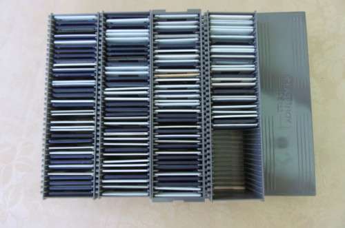 FOR DAMIEN ONLY - 4 CLASSINOX SLIDE MAGAZINES WITH 130 UNCHECKED SLIDES