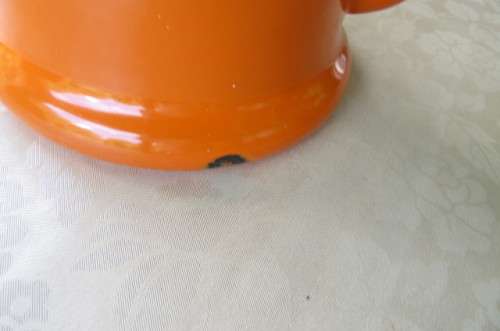 SCARCE ORANGE ENAMEL COFFEE / TEA / WATER KETTLE - 160 MM DIAM. - 110 MM HIGH - AS PER SCAN