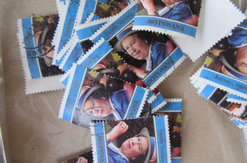 HUNDREDS OF DOUBLED STAMPS - BOTSWANA, LESOTHO, TRANSKEI, ZAMBIA, SWAZILAND - AS PER SCAN