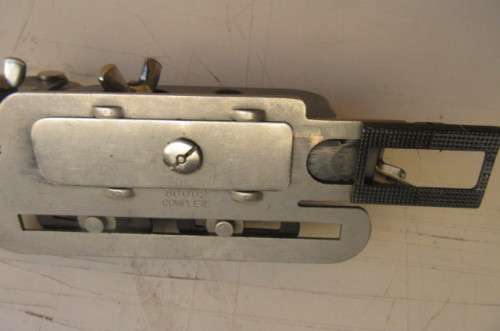 OLD SINGER BUTTON HOLER - COMPLETE  NO. 86 662 - AS PER SCAN