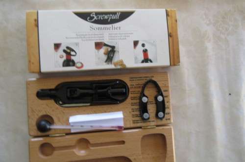 SCREWPULL - SOMELIER - 3 PIECE SET IN WOODEN BOC
