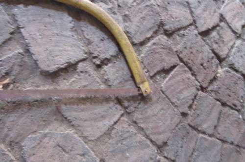 OLD SAW- 750 MM - TO BE COLLECTED