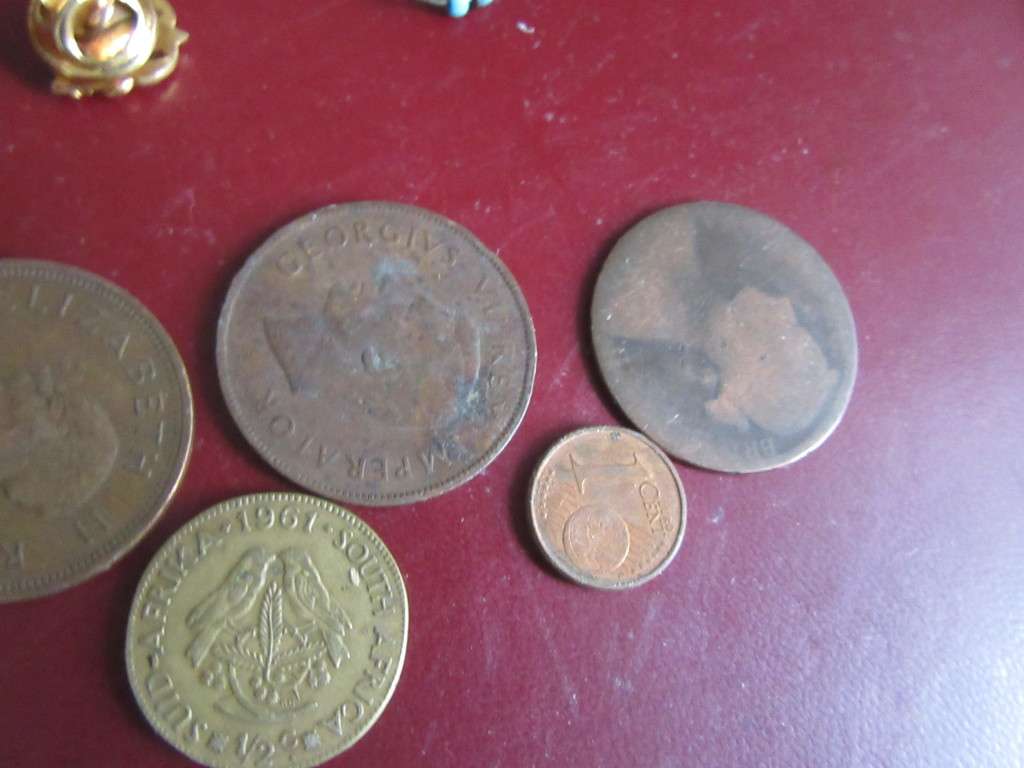 CRAVEN `A` JUNK TIN WITH GOODDIES INSIDE - AS PER SCAN- MD