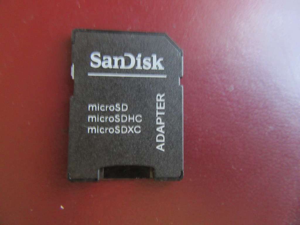 MEMORY CARD CLEARANCE -- 6 VARIOUS - AS PER DESCRIPTION - LD