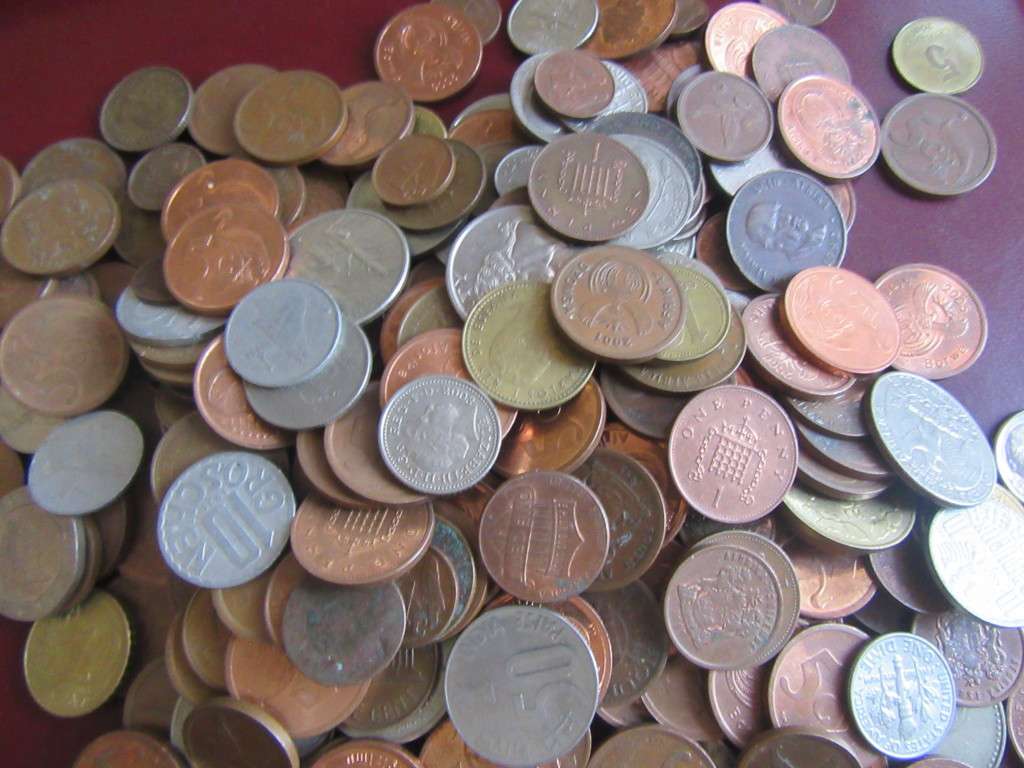 BARGAIN BOX - 250 UNSORTEDCOINS - GOOD START FOR A BEGINNER -  - C2 - BID PER COIN