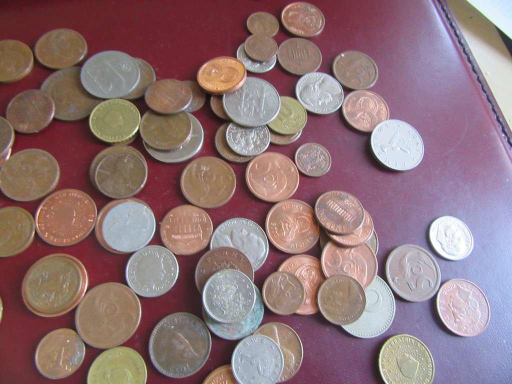 BARGAIN BOX - 250 UNSORTEDCOINS - GOOD START FOR A BEGINNER -  - C2 - BID PER COIN